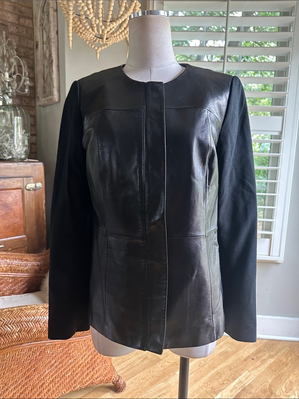 TALBOTS BLACK LEATHER & FABRIC JACKET FULL ZIP 8 EXCELLENT